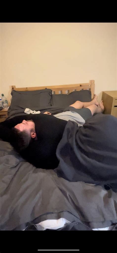 headscissors facesitting